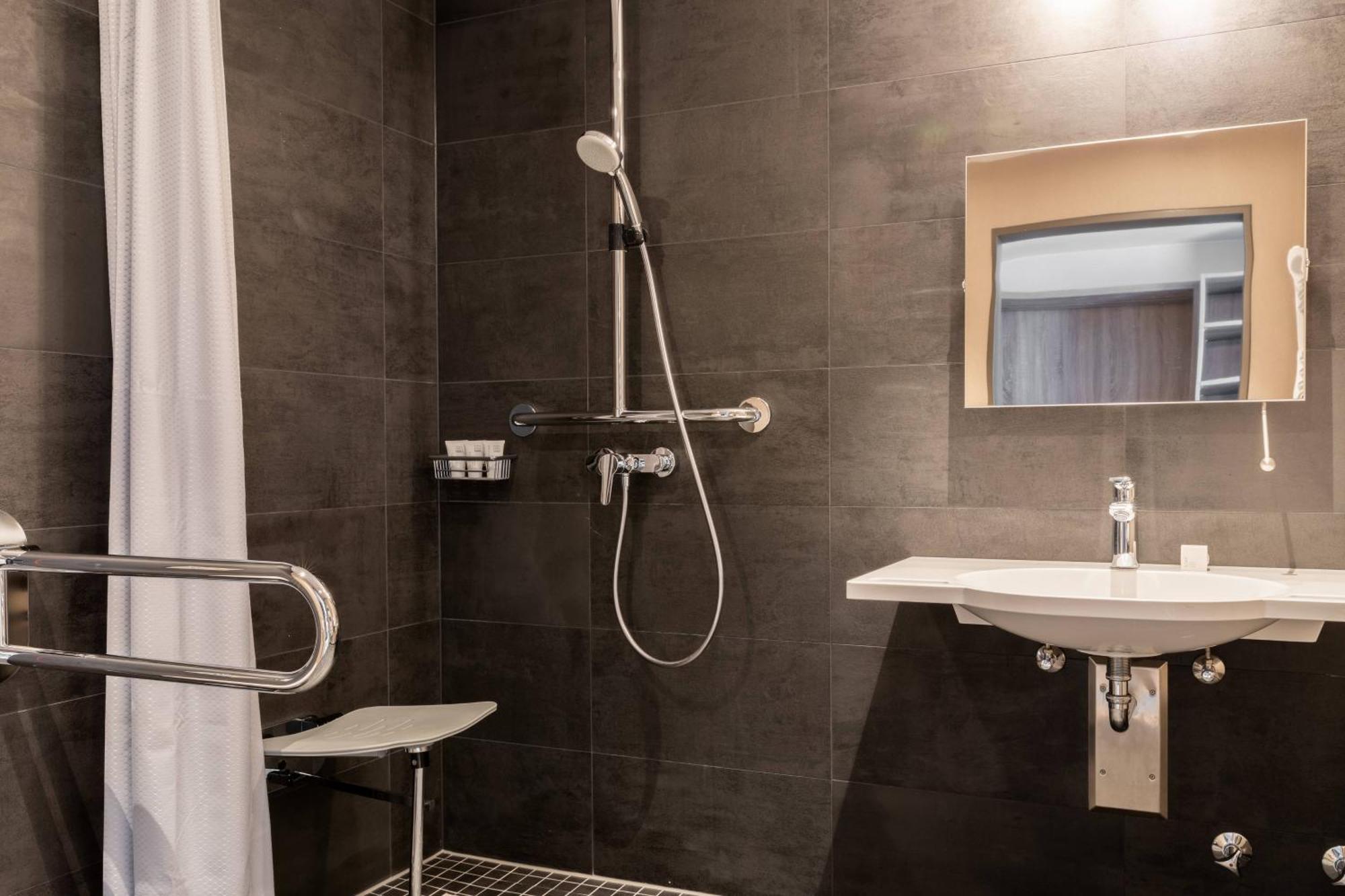 Hotel Ac By Marriott Humboldthain Park Berlin